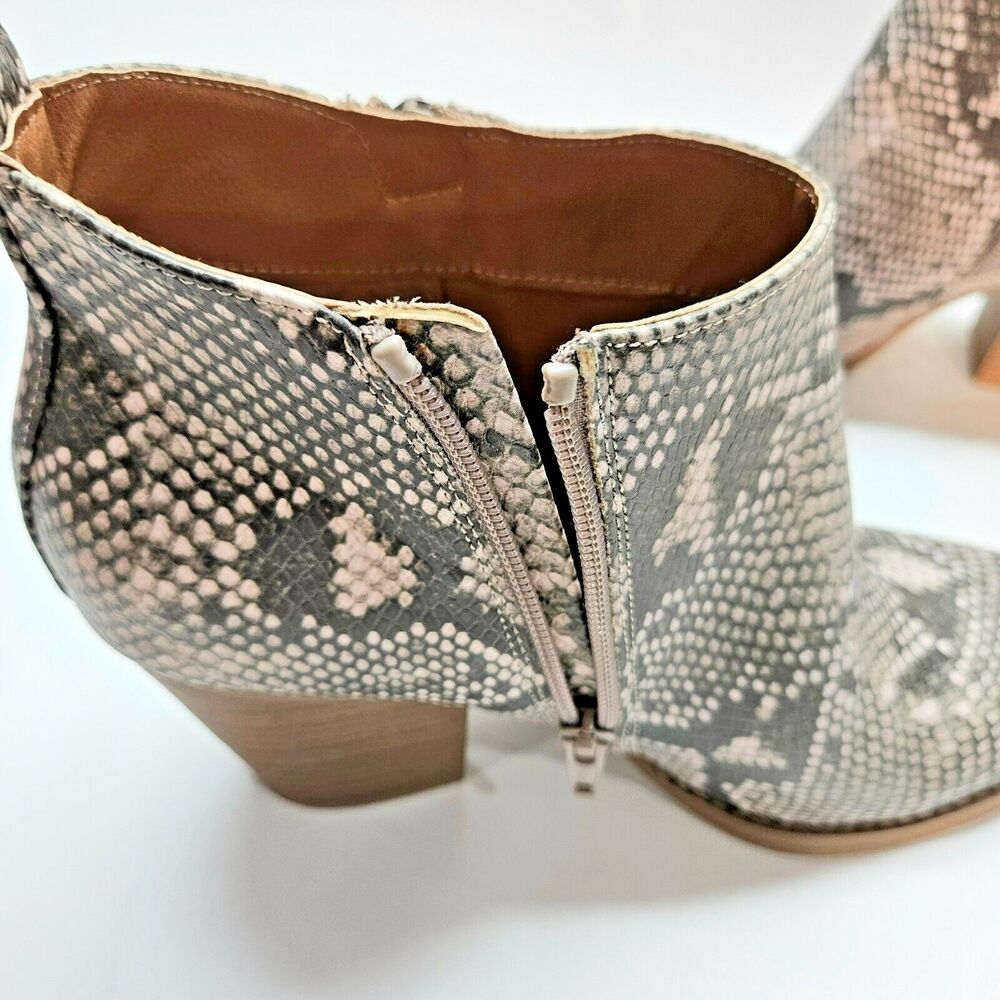 Universal Thread Jameson Faux Python Snakeskin Bo… - image 5